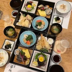 不動坂　菊地