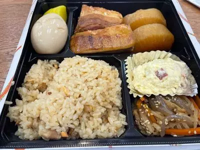 埼玉屋 西六店