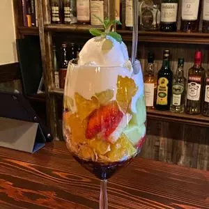 THE BAR YANAGI（ザ バー ヤナギ）
