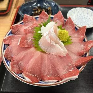 氷見 魚市場食堂