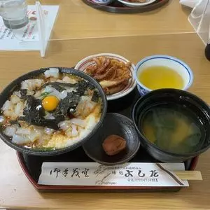 ドライブイン よしだ