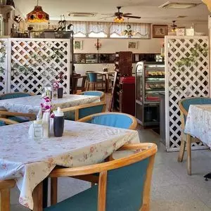 ローズガーデンカフェ イオンモール沖縄ライカム店