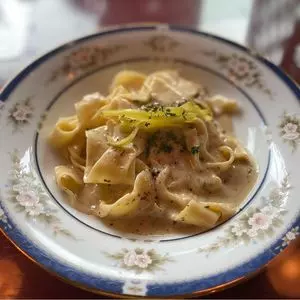 生パスタ専門店 レヴァーロ（Le Varo）