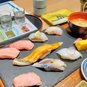 海鮮市場 魚壱