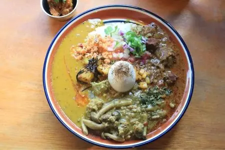 カリー＆ナイス カトゥール（CURRY＆NICE カトゥール）