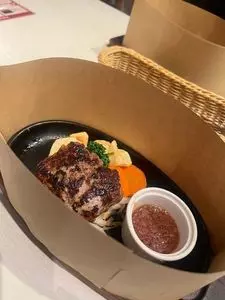 カフェ・トレイル＆トラック イクスピアリ店（TRAIL＆TRACK）