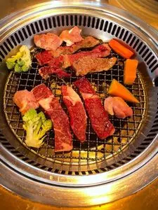 charcoal steak BRASS（チャコールステーキ ブラス）