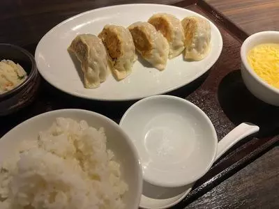 恵比寿餃子 大豊記 西新宿