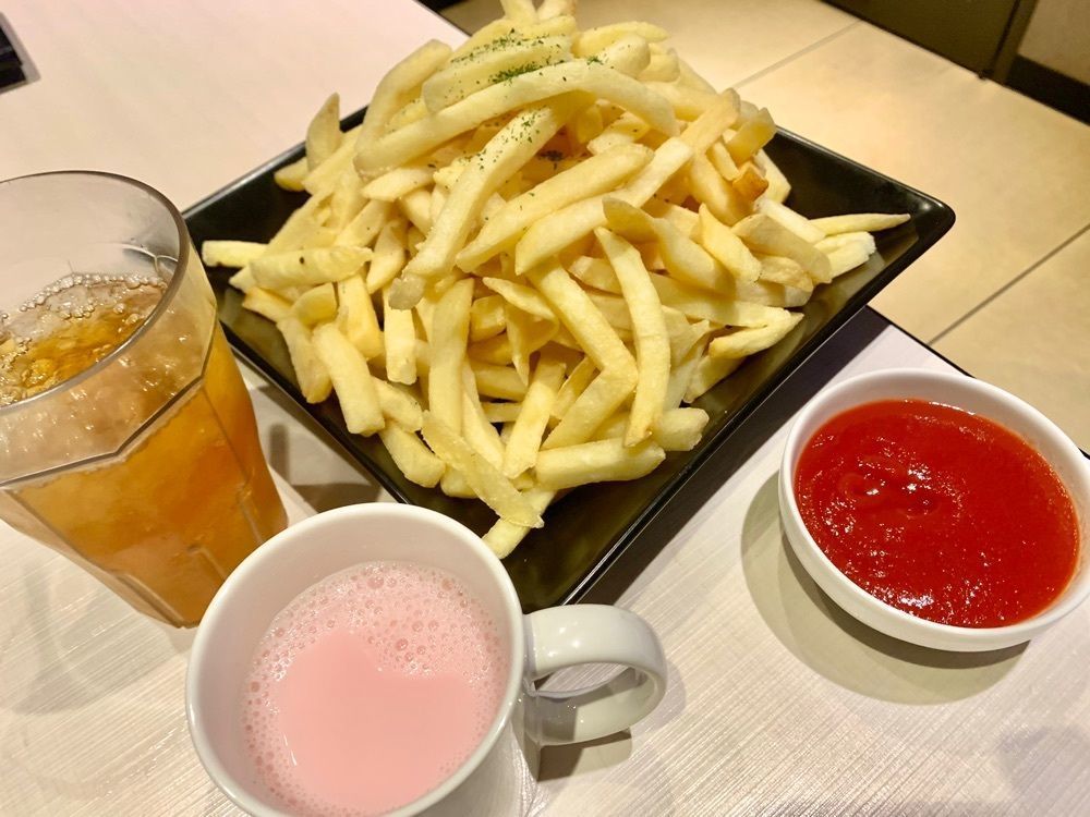 リトアニアの貴公子さんが投稿したカラオケの鉄人 登戸店に関する口コミの画像