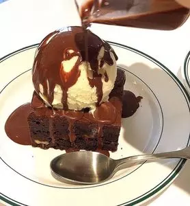 ラルフズ コーヒー レイヤード久屋大通パーク（Ralph’s Coffee）