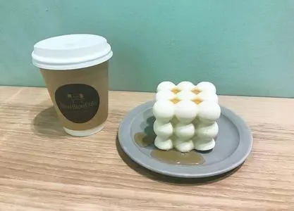 生クリーム専門店 MouMou Cafe