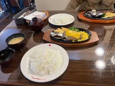 肉の万世 庄和インター店