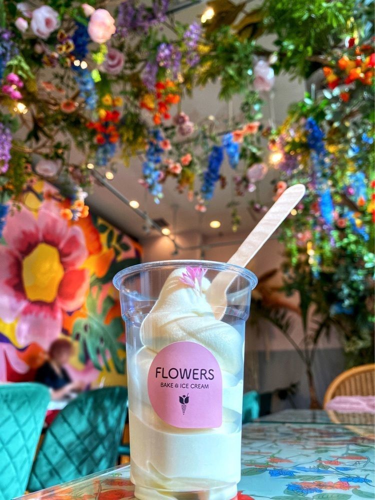 ajisaiさんが投稿したフラワーズ ベイク&アイスクリーム（FLOWERS BAKE&ICE CREAM）に関する口コミの画像