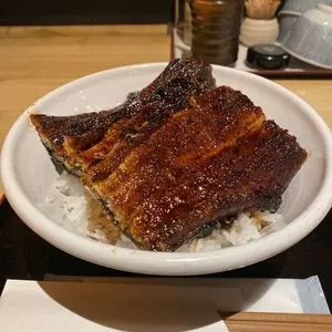 間借りうなぎ与助 栄店