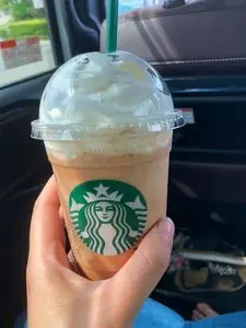 スターバックスコーヒー 富士吉田店（STARBUCKS COFFEE）