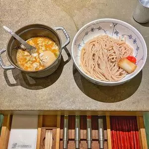 名前のないラーメン屋（ナマエノナイラーメンヤ）