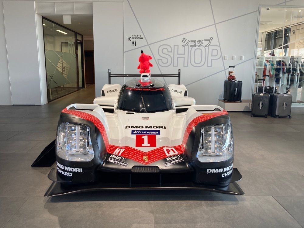 トムクルズさんが投稿したPORSCHE EXPERIENCE CENTER The 956 Cafe（ポルシェ エクスペリエンス センター ザ 956 カフェ）に関する口コミの画像