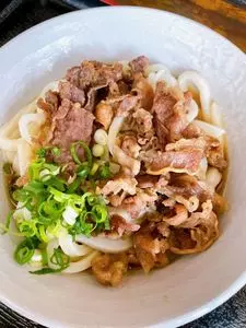灸まんうどん（きゅうまんうどん）