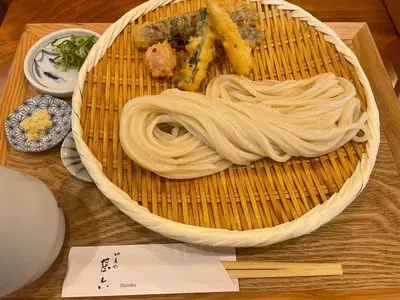 切麦や 甚六 西新宿成子店