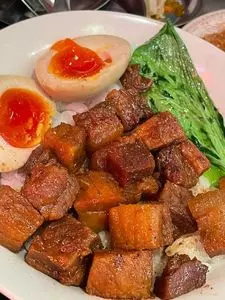 桃白白（タオパイパイ）