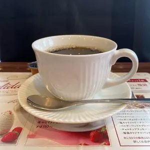 カフェ・ド・クリエ イオン金山店（CAFE de CRIE）