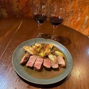 ワインビュッフェ＆肉バル ESOLA 上原
