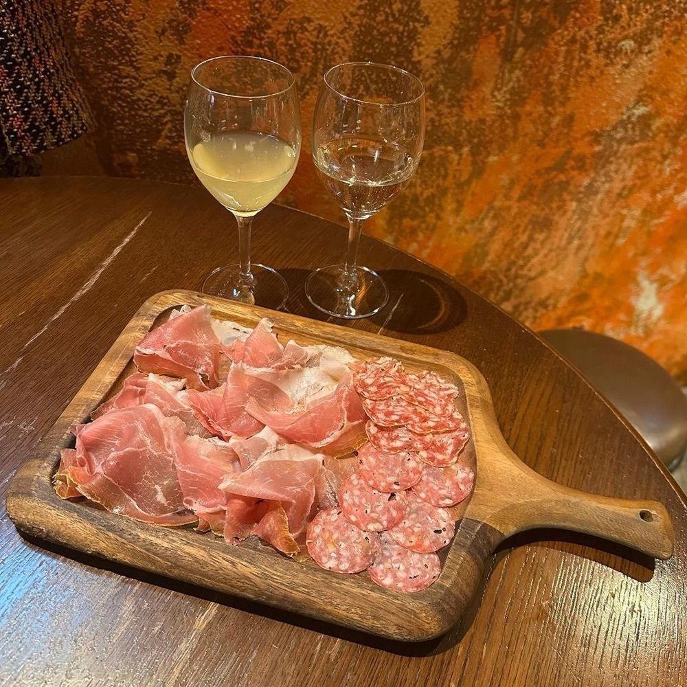 おでかけ探検部さんが投稿したワインビュッフェ＆肉バル ESOLA 上原に関する口コミの画像