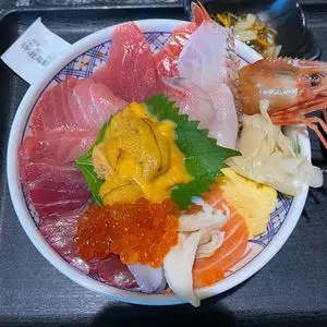 さかな屋食堂ウロコジュウ