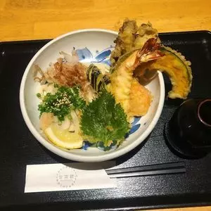 安菜蔵（アナゾウ）