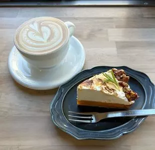 シュエッチャ（CHOUECCHA）