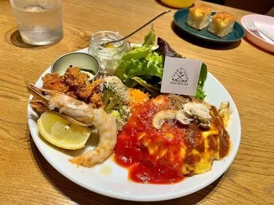 マザームーンカフェ くずはモール店
