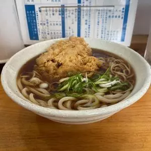 長命うどん 港店（ちょうめいうどん）