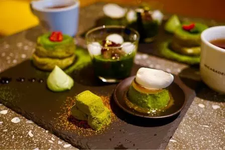 ミカサデコ＆カフェ キョウト（MICASADECO&CAFE KYOTO）