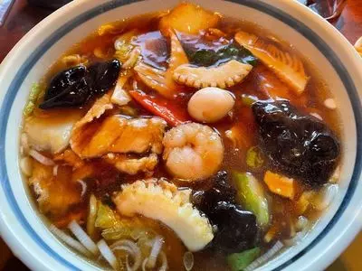 三宝亭 新通店（さんぽうてい）