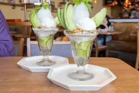 スリー リトル エッグス 町田東急ツインズ店（3 Little Eggs）