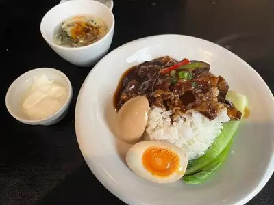 上海小籠包　厨房 阿杏 新宿店（ああん）