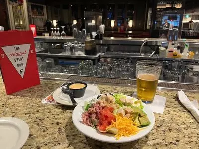 TGIフライデーズ 東京ドームシティ店（ティージーアイ）