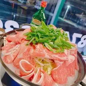 コリアンダイニングバー こむてじ