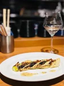 ワイン食堂 ヒノマル