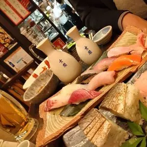 三ノ宮高架下市場