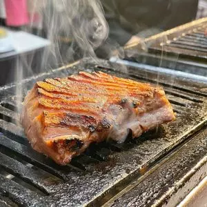 生ホルモン処 おさむちゃん。
