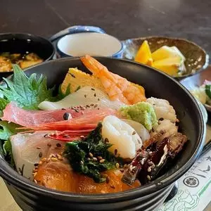 しん東