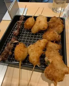 ヨネヤ 梅田本店