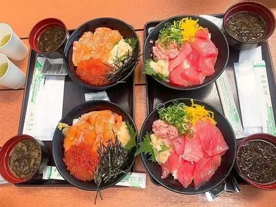 魚太郎 本店