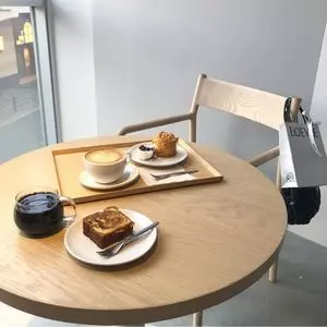 ブルーボトルコーヒー 梅田茶屋町カフェ（Blue Bottle Coffee）