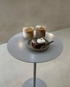 HICARU COFFEE ROASTER（ヒカル コーヒー ロースター）