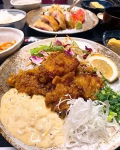 ニューロバタ カタナ食堂