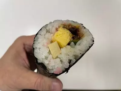 ローソンストア100 追浜駅前店