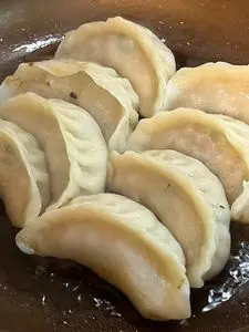 手作り餃子　康（YASU）
