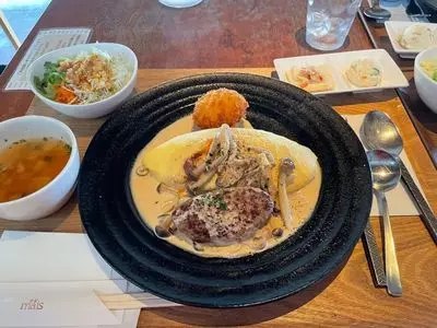 洋食mais（マイス）